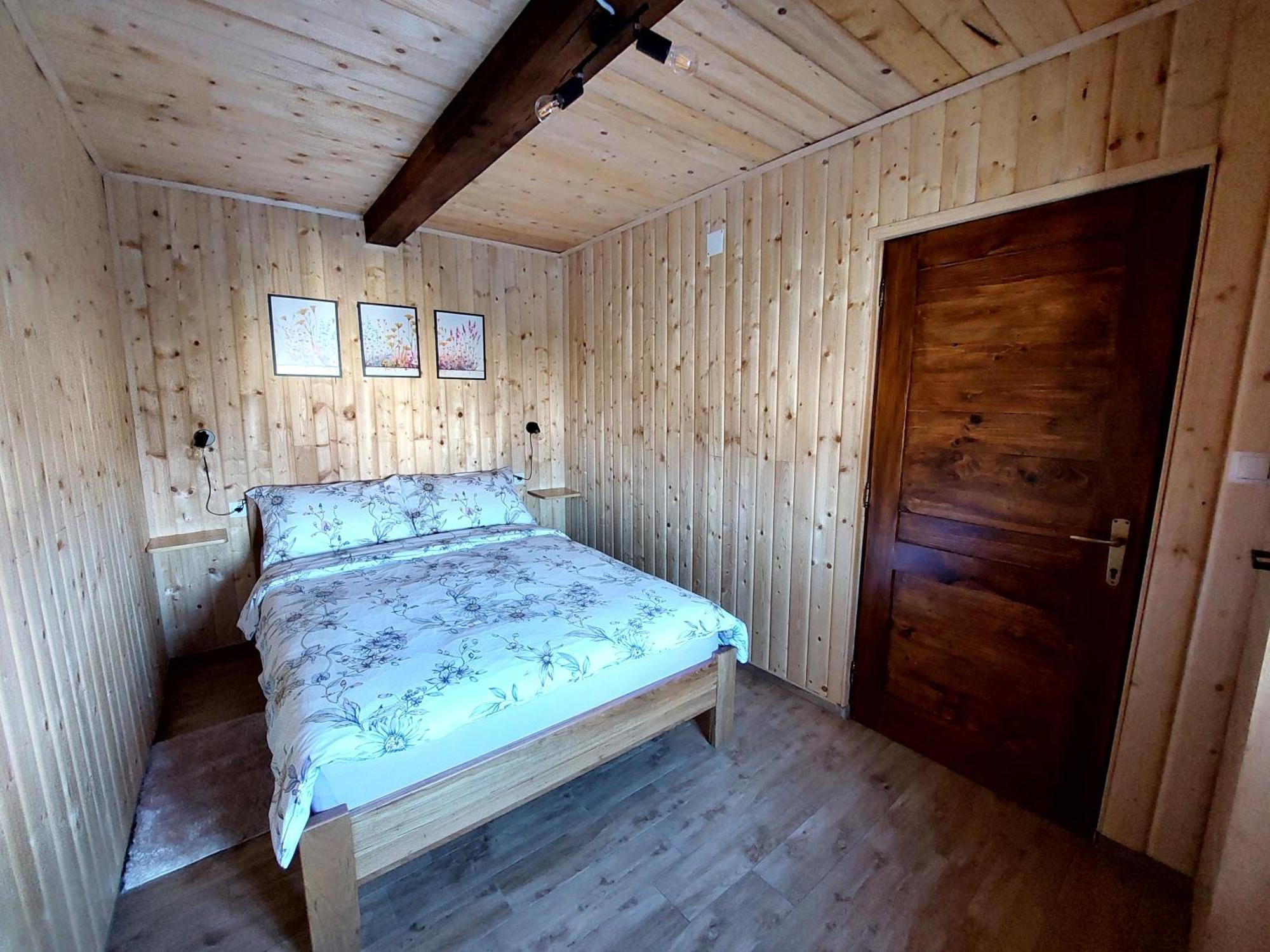 Holiday Home The Hive Слуни Экстерьер фото