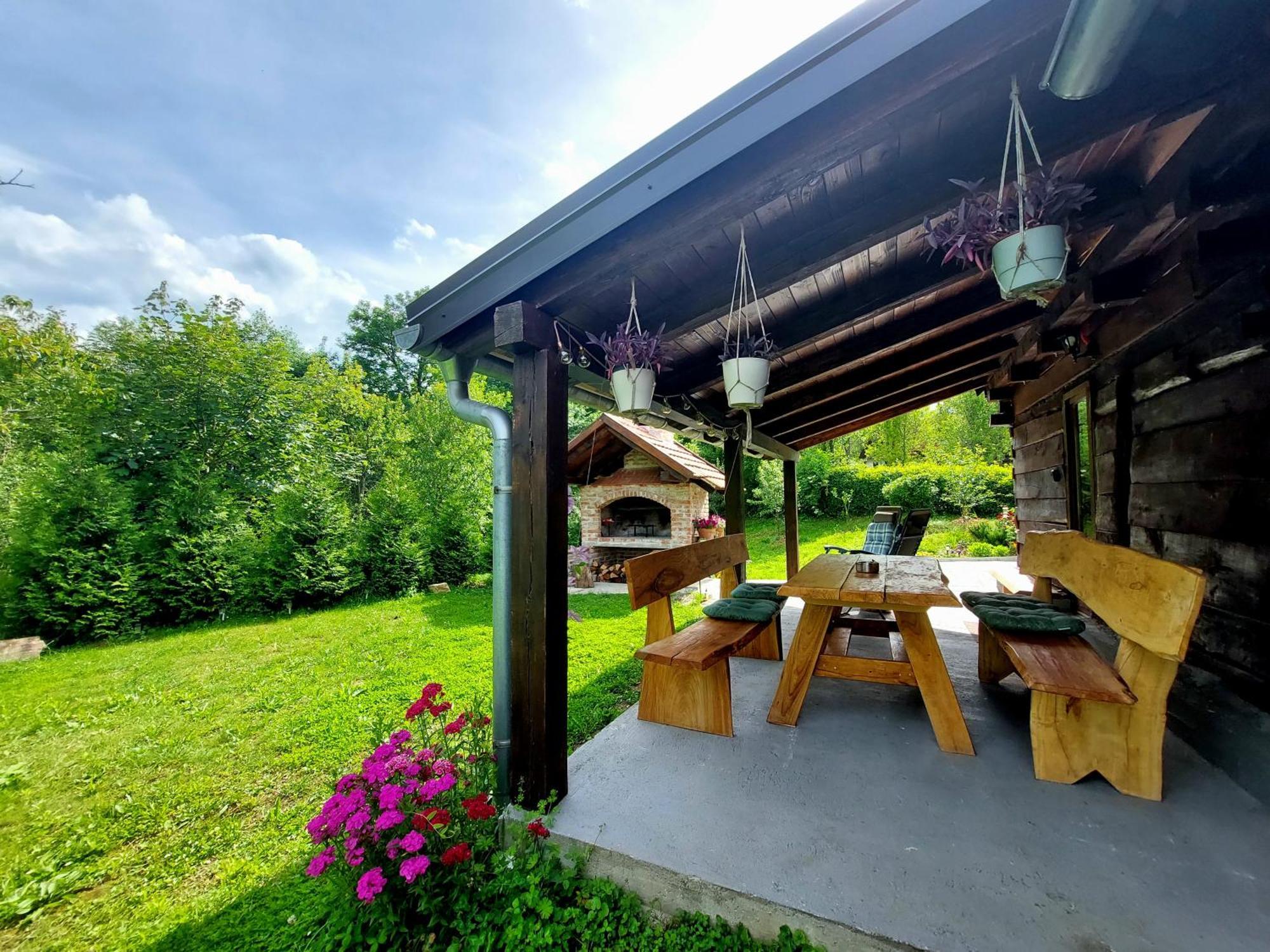 Holiday Home The Hive Слуни Экстерьер фото
